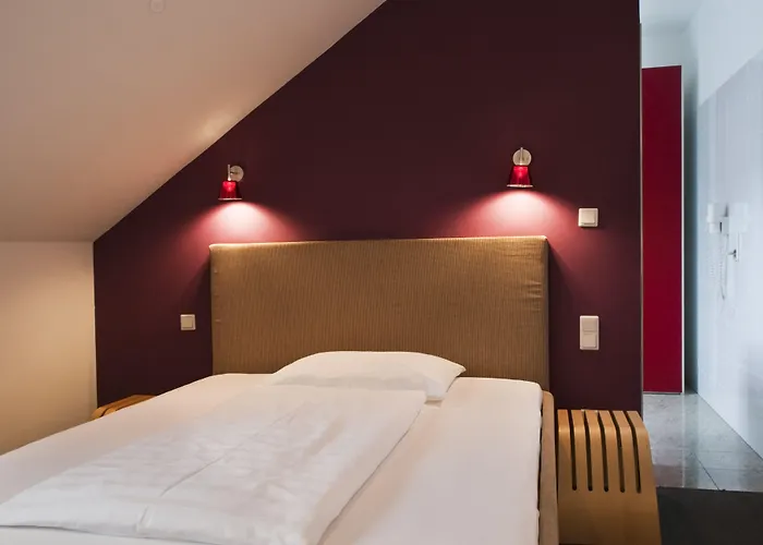 Otel Kunsthof 3*