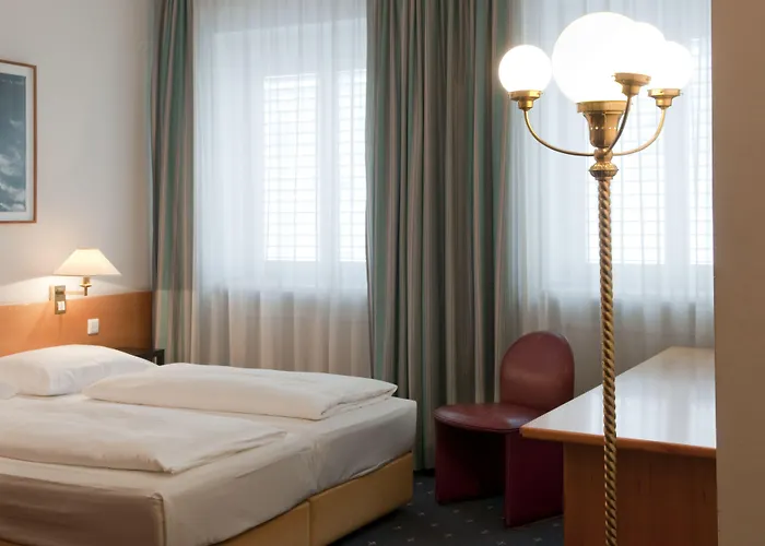 Kunsthof Otel 3*