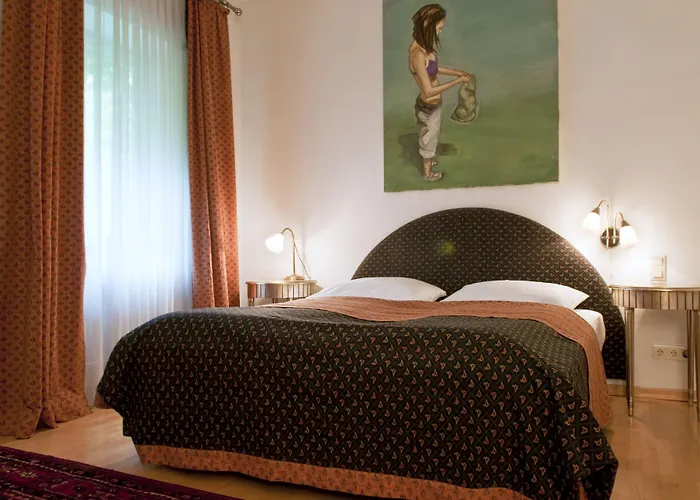 Kunsthof Otel 3*