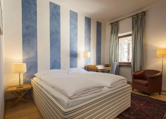 Otel Kunsthof 3*