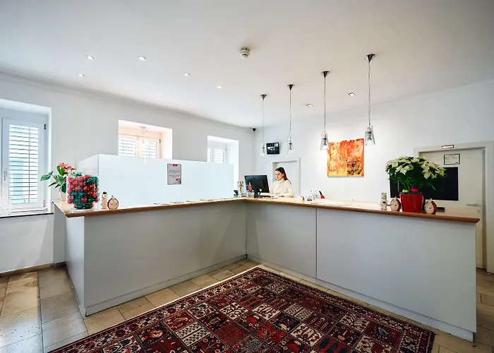 Kunsthof Otel 3*