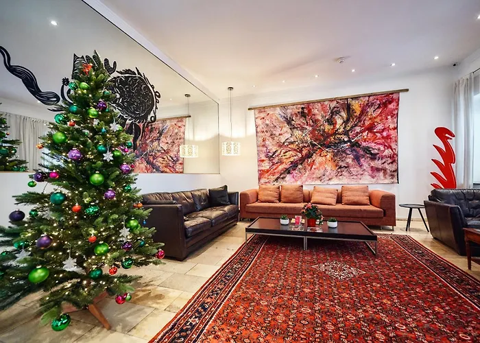 Kunsthof Otel 3*