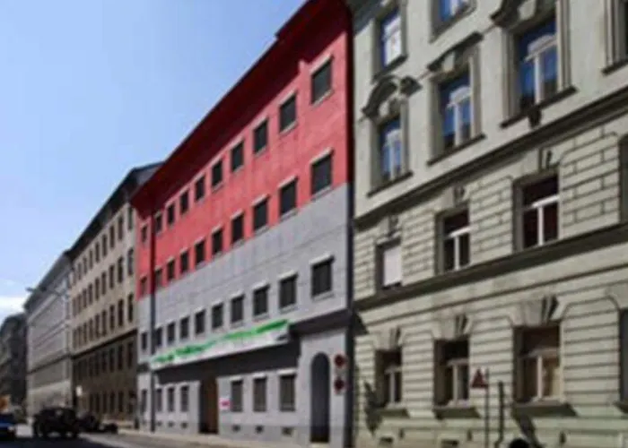 Otel Kunsthof 3*