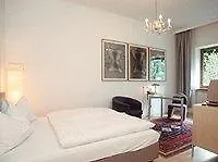 Otel Kunsthof 3*